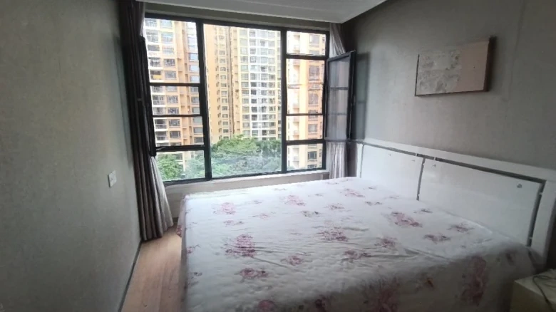 China Railways Ziyuetai - View 2