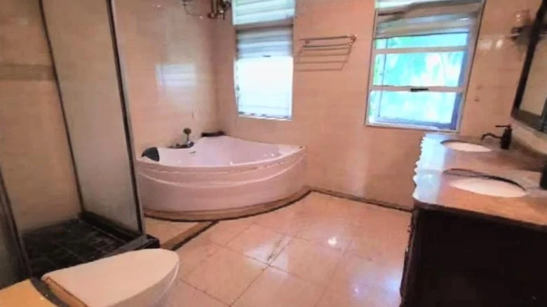 Beverly Grand Garden - View 13