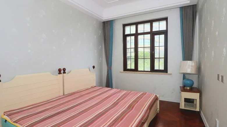 September Villa - View 6