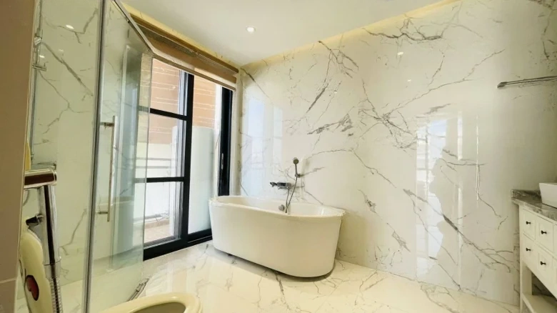 Runda Mountains Sea Sky - View 11