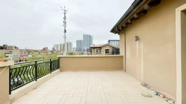 Jade Mansion District - View 17