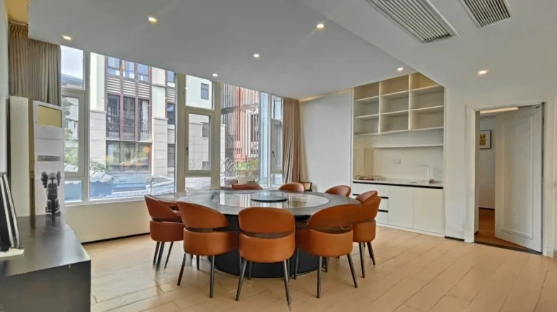 Sanya Courtyard - View 9