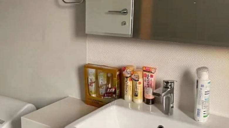 Water Accumulation Abundant Fragrance Moon Listening Pavilion - View 7