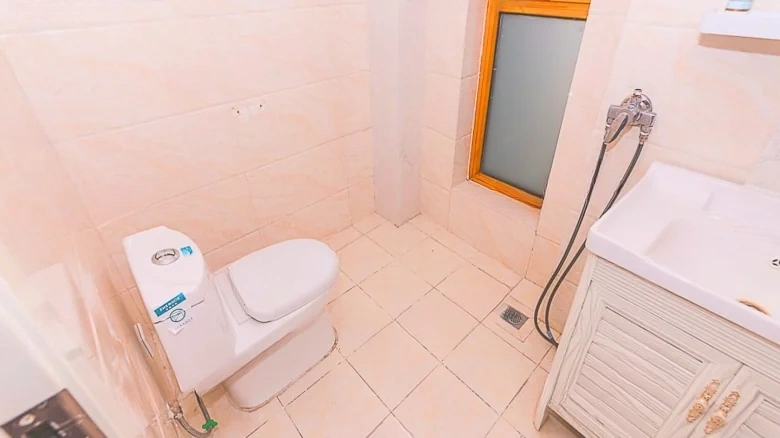 Aurora Manor Court - View 24