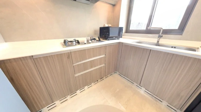 Renevolent Harmony Ocean and Cloud Courtyard - View 7