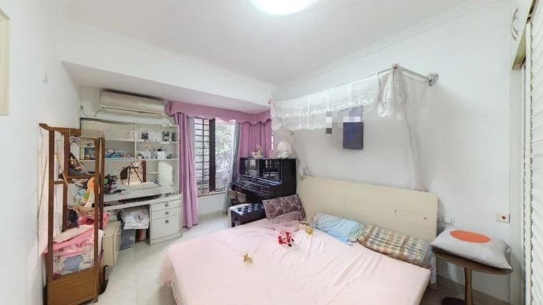 Central Beauty Land - View 3