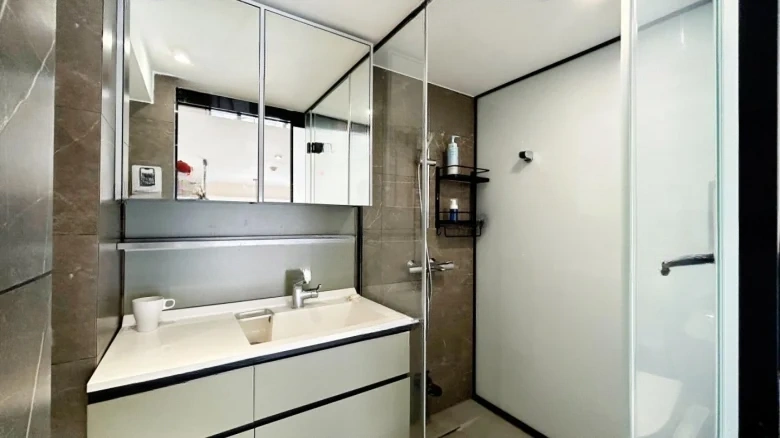 H2O Apartment - View 9