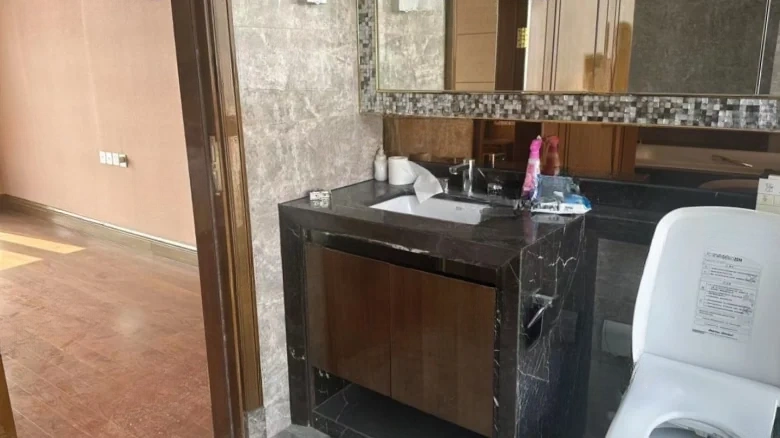 Evergrande Plaza - View 9