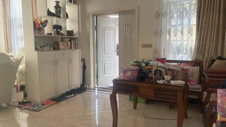 Golden Edge Mountain Villa - View 6