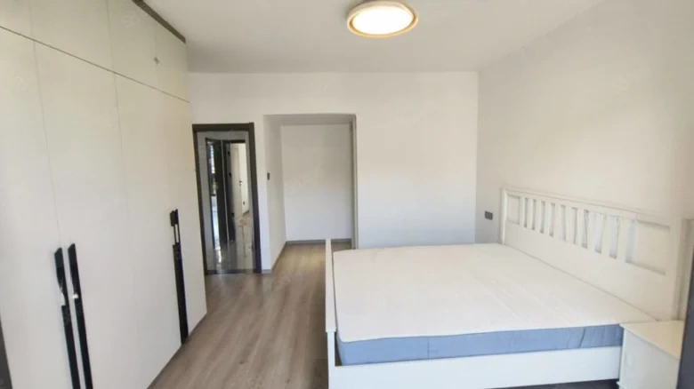 Park 1903 Montaxi - View 2