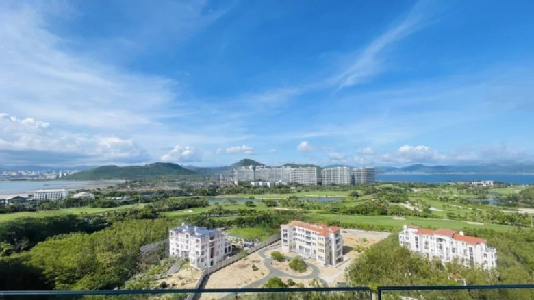 Half Mountain Half Island - View 7