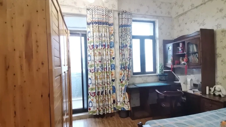 Jadeite Manor - View 4