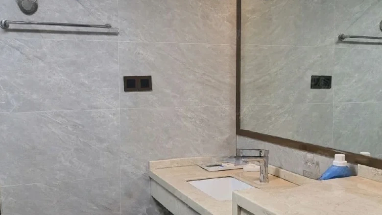 Omnipresent Gold Sand Bay Plaza - View 4