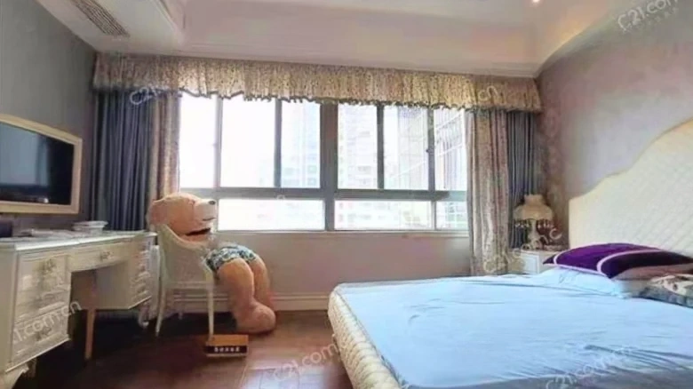 Jin Chun Tower - View 4