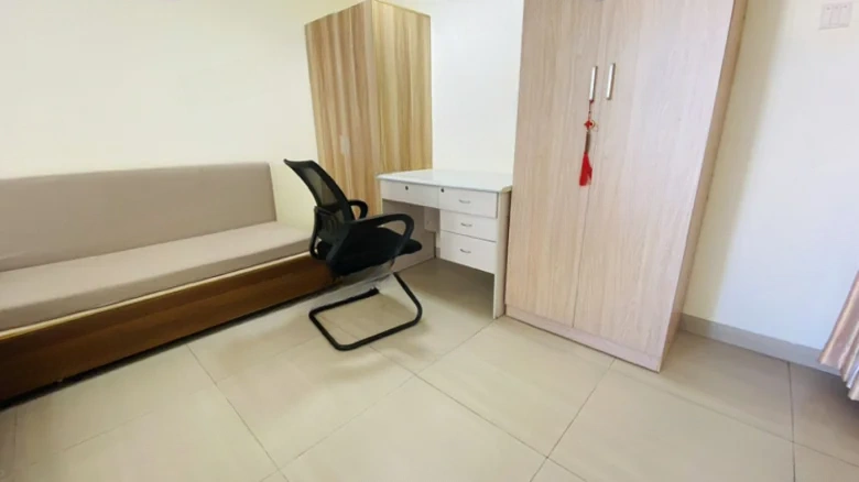 State Trade Golden Coast Beach - View 4