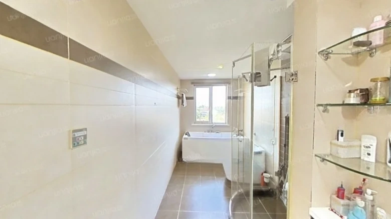 New World Garden Bayview Mansion Court - View 9