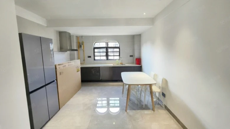 Park 1903 Montaxi - View 6