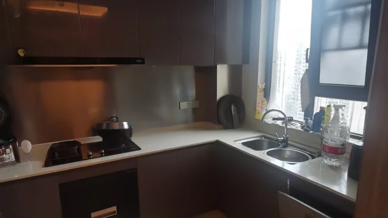 Peony Vessel - View 10