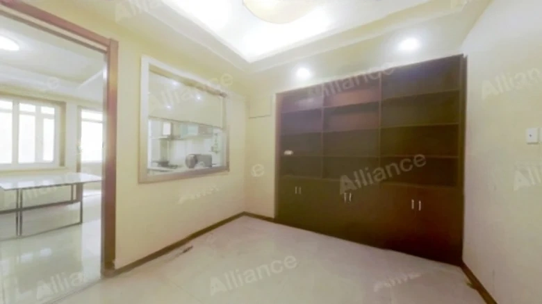 Lakeside Gem Garden - View 6