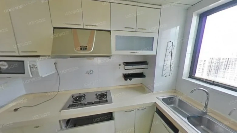 COSCO Two Bay City - View 4