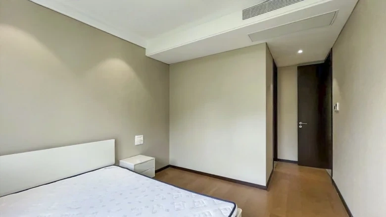 High Tech Purple Micro Hall - View 2