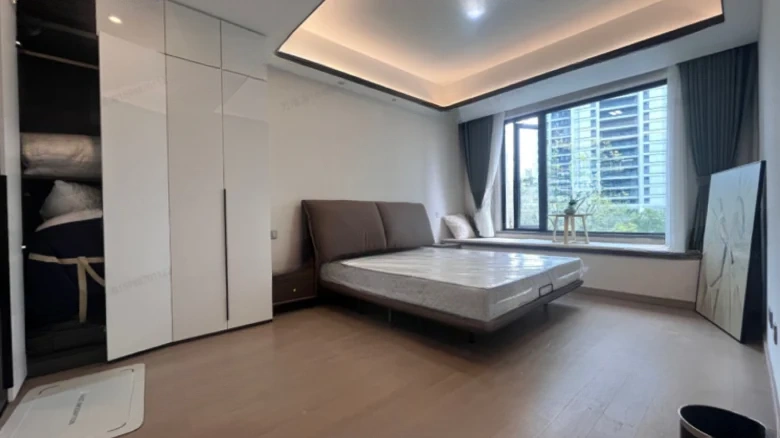 Deer Pavilion Seal - View 3