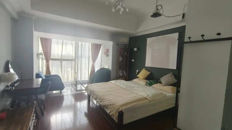 Kunming Xishan Wanda Plaza - View 2