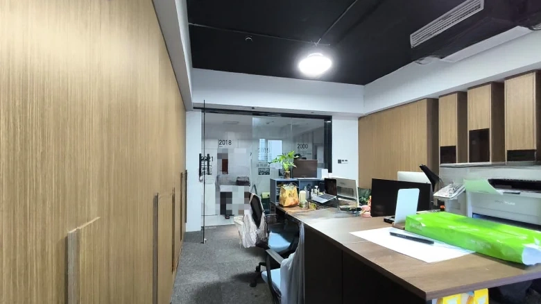 Platinum Crystal Sky Residence - View 2