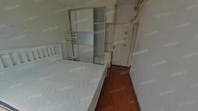 Haiyin Great Wall - View 2