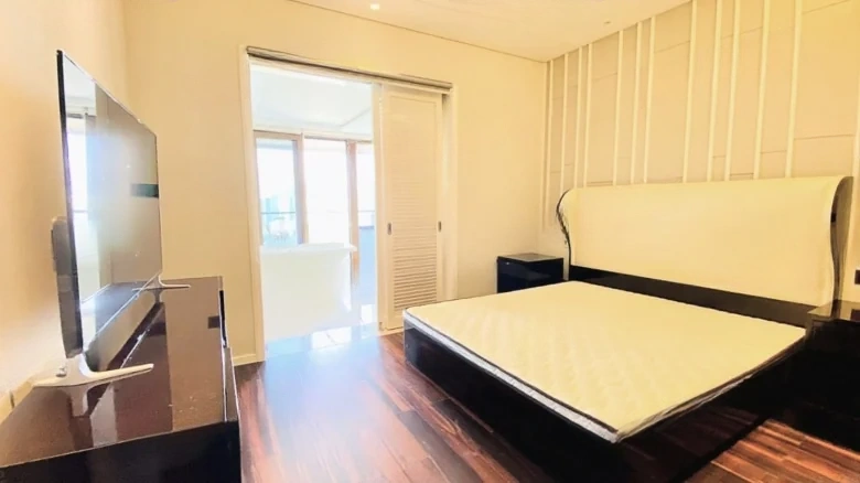 Half Mountain Peninsula - View 4