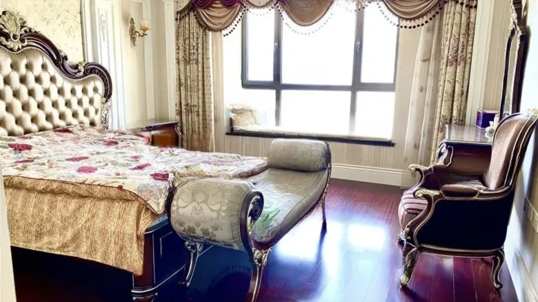 Wanda Mansion - View 3