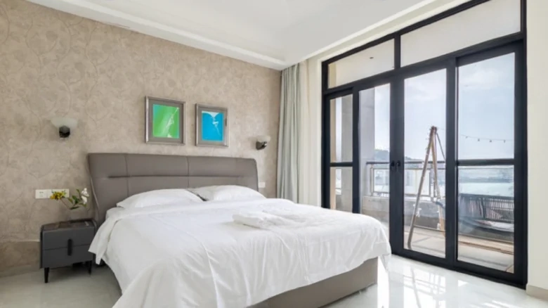 Dadonghai·Half Mountain No.1 - View 2