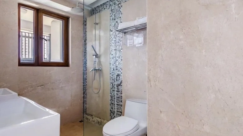 Halfhill Peninsula Central Seaview Avenue - View 10