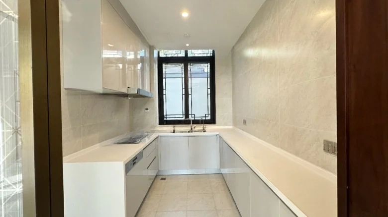 Green City Peach Blossom Spring - View 8