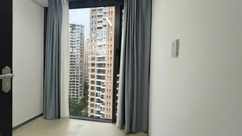 China Railway Ziyuetai - View 4