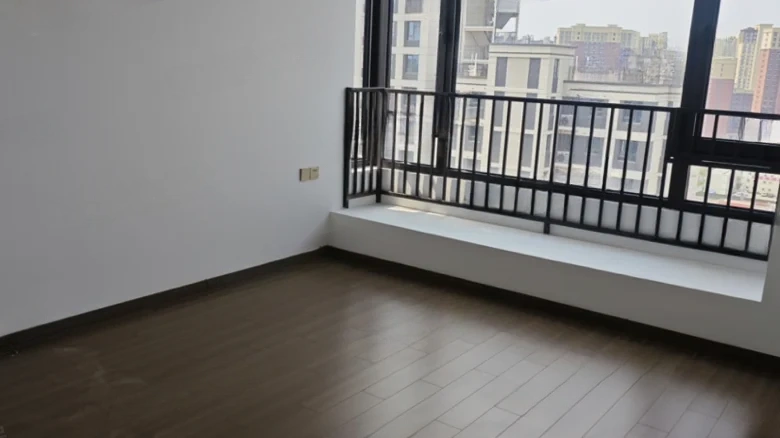 Poly Pearl Riverside - View 5