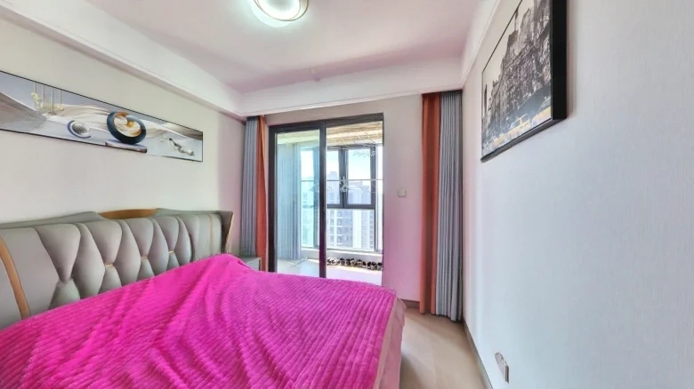 31° North Latitude - View 2