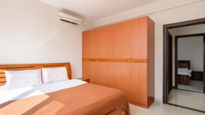 Sanya Golden Phoenix Seaview Apartment - View 3