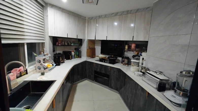 Xinguoguang Tower - View 6