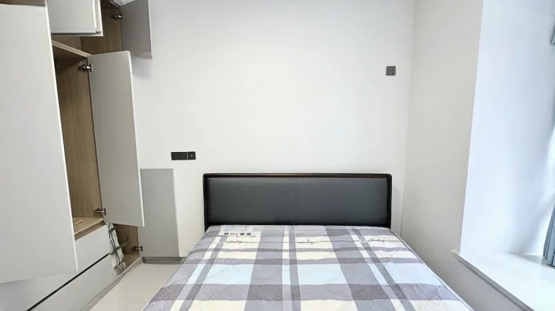 Mountain Forest Noble Joy - View 2