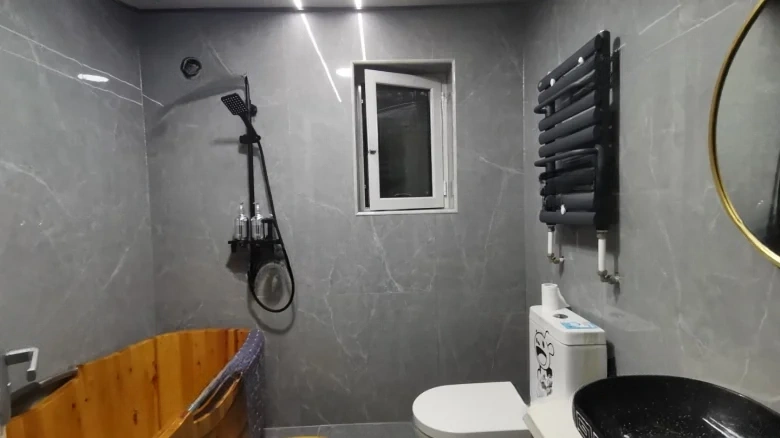 Jadeite Manor - View 18