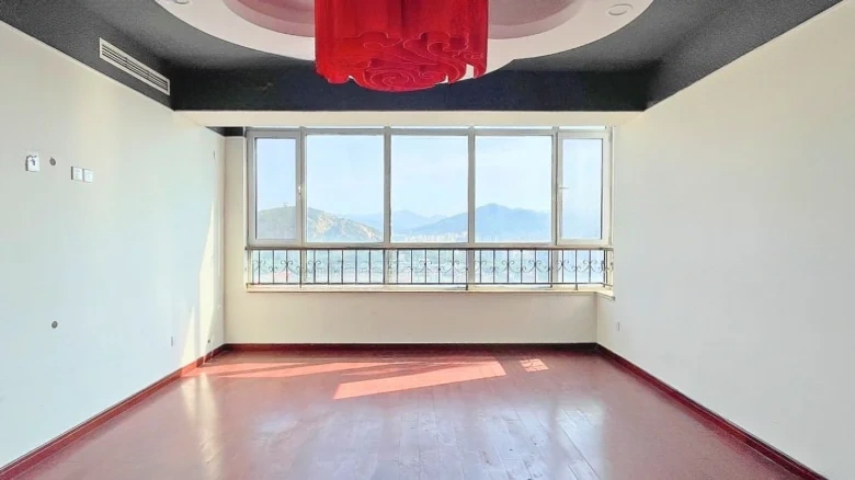 Hua Wo Tower - View 7