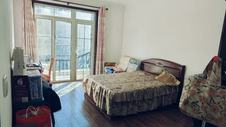 Luhua Flower Abundance Perfume Dew - View 3