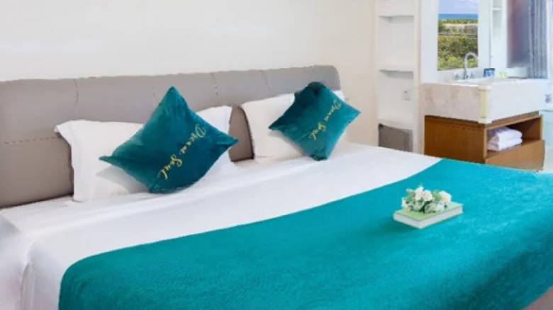 Half Mountain Peninsula Donghai Bay Phase III - View 2