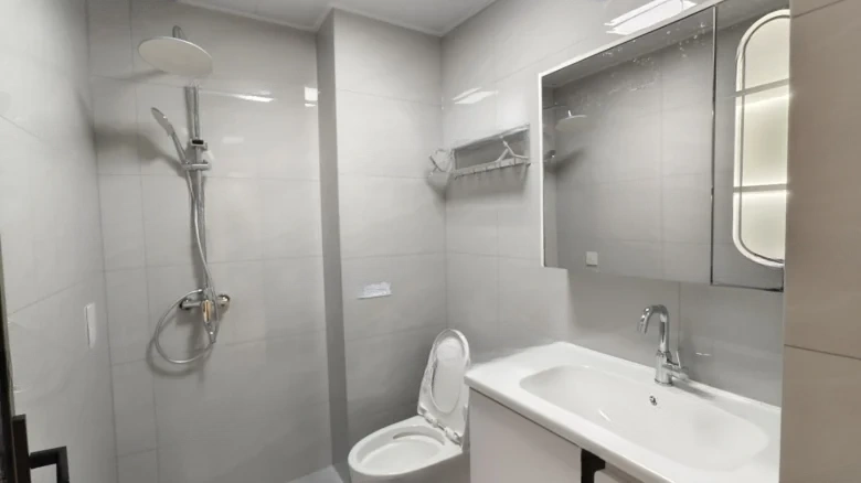 Jade Lake Premier - View 14