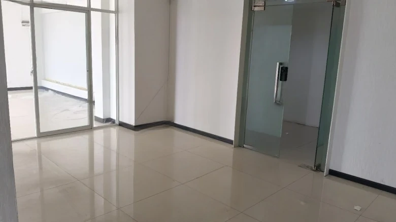 Cloud Spin International Commercial Complex - View 4