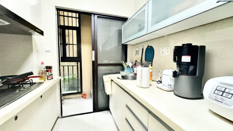 Shanyu Lake - View 4