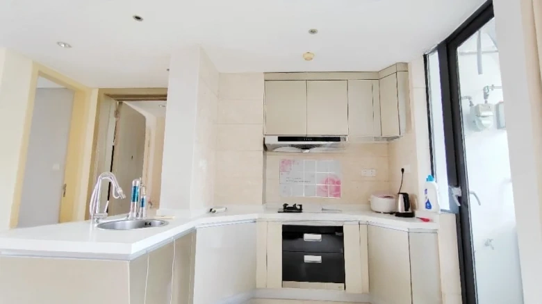 China Railway Ziyuetai - View 9