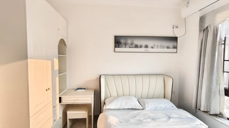 Royal View Court - View 3