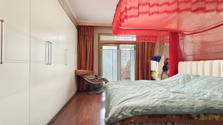 Elegant Garden - View 3